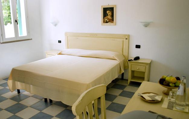 Hotel A Due Passi Dal Pizzo Pizzo  Zimmer foto